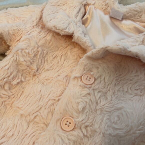 Willow and Wyatt Coat  - Picture 2 of 6